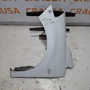 Guardabarro del. izq. NISSAN Tiida 2011 (30991)